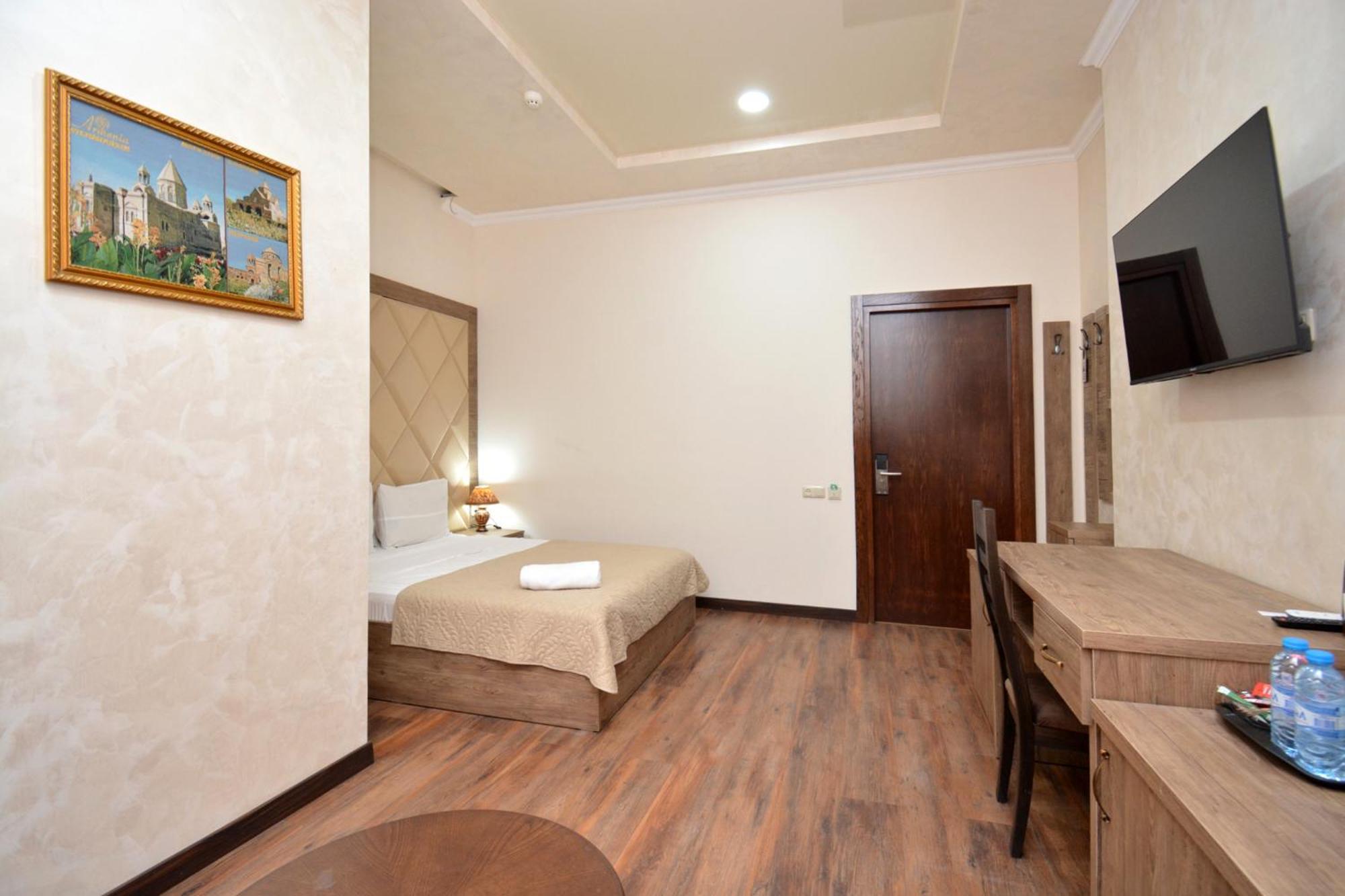 Partez Hotel Γιερεβάν Εξωτερικό φωτογραφία